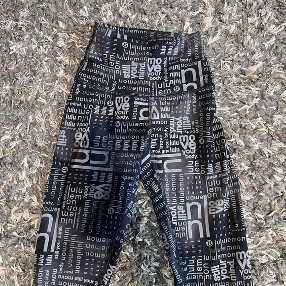 LULULEMON Leggings - Picture 3 of 8